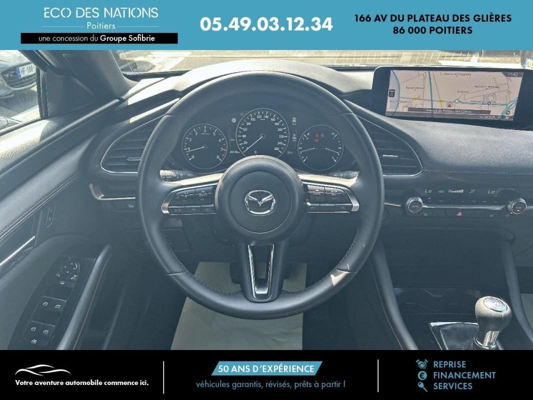 Mazda 3 - Photo 12