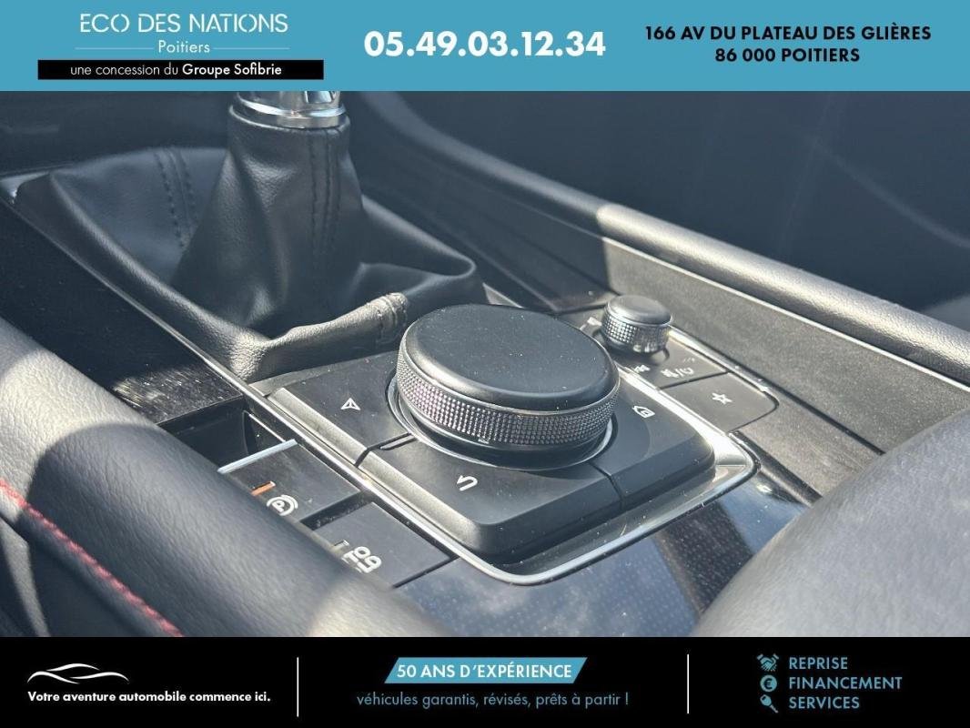 Mazda 3 - Photo 15