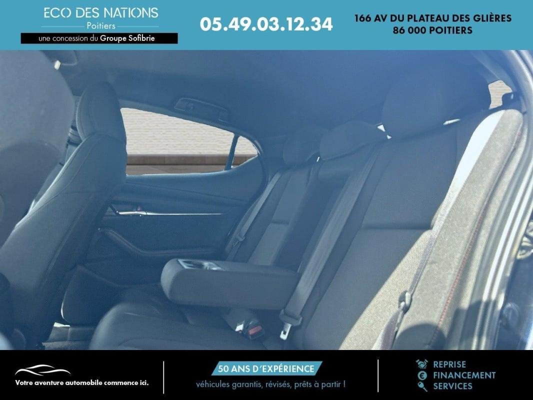 Mazda 3 - Photo 10