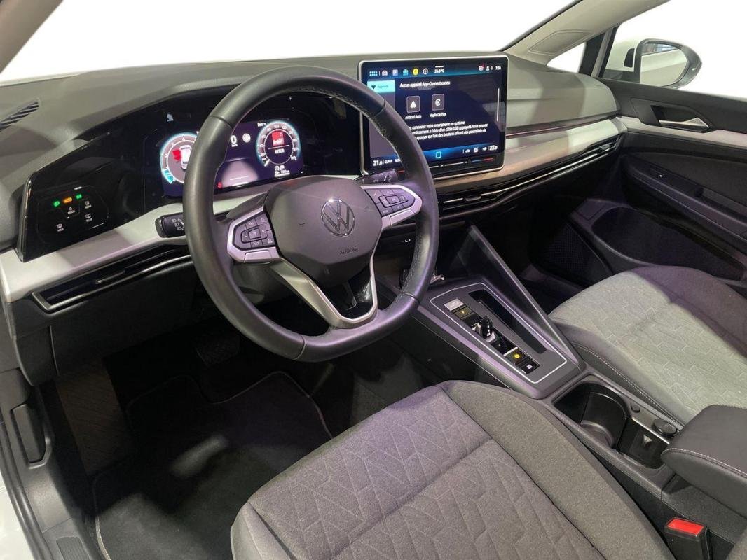 Volkswagen Golf - Photo 9