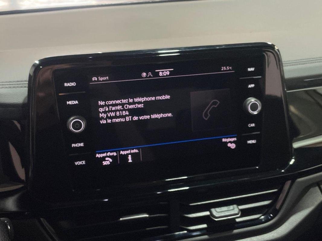 Volkswagen T-Roc - Photo 17