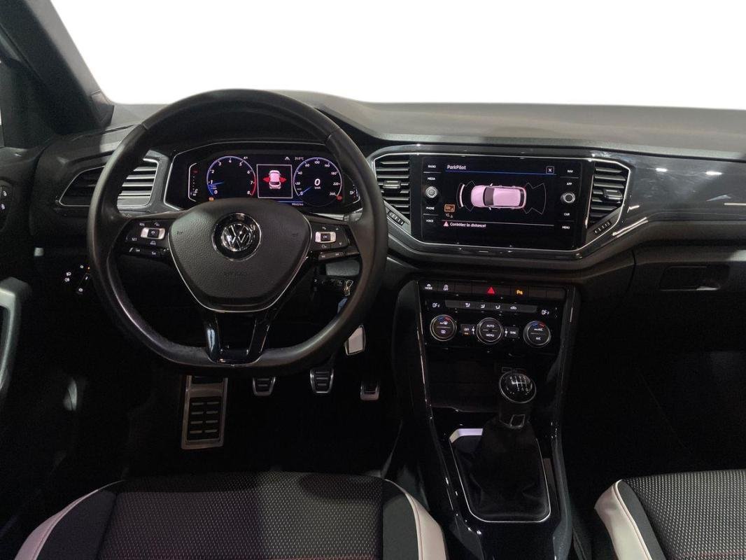 Volkswagen T-Roc - Photo 24