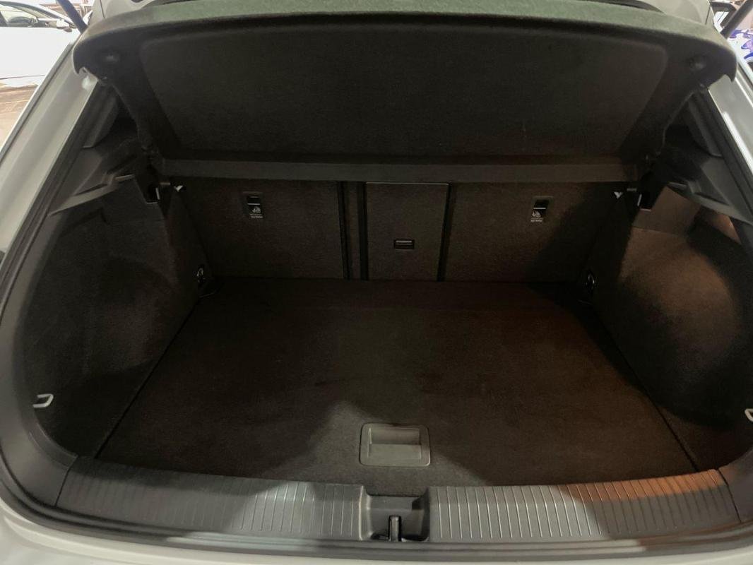 Volkswagen T-Roc - Photo 31