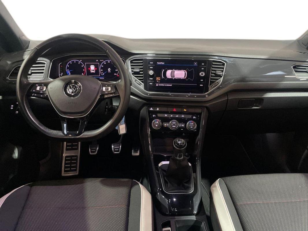 Volkswagen T-Roc - Photo 8