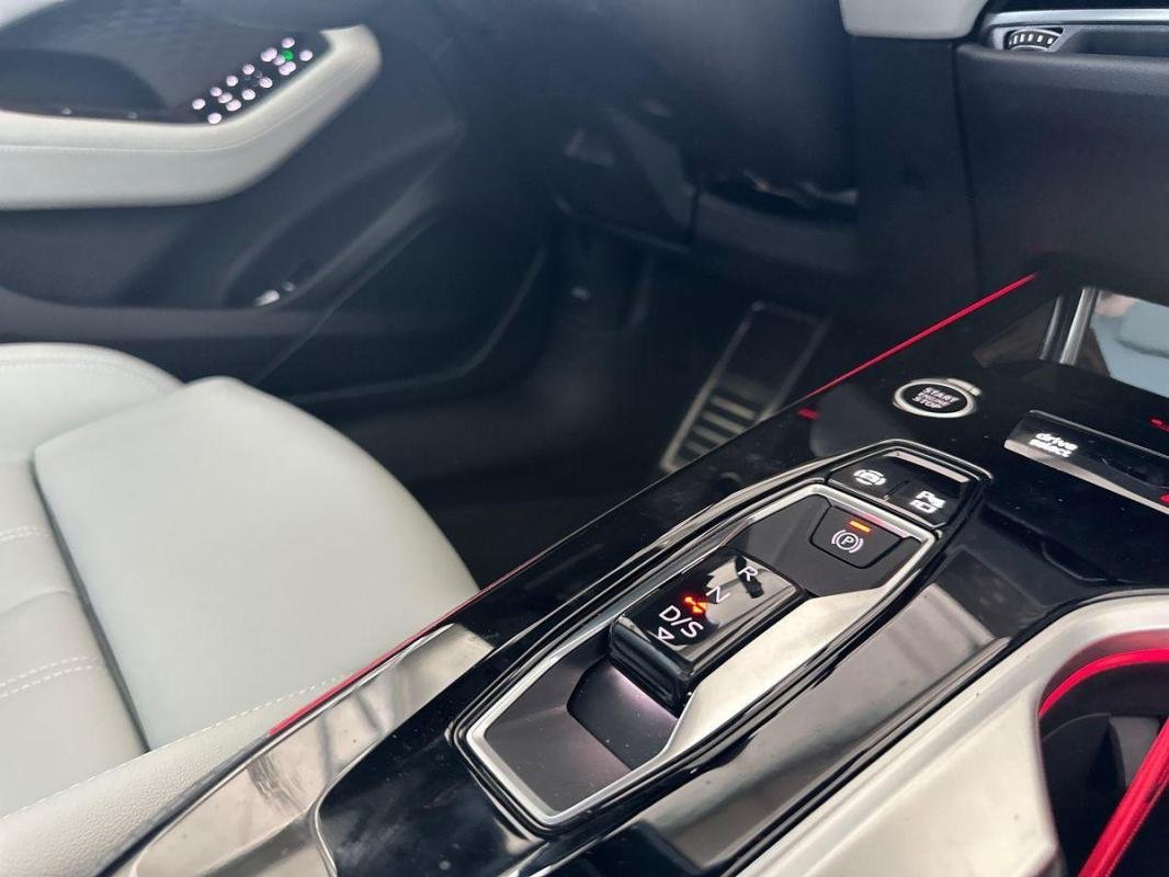 Audi A6 Avant - Photo 11