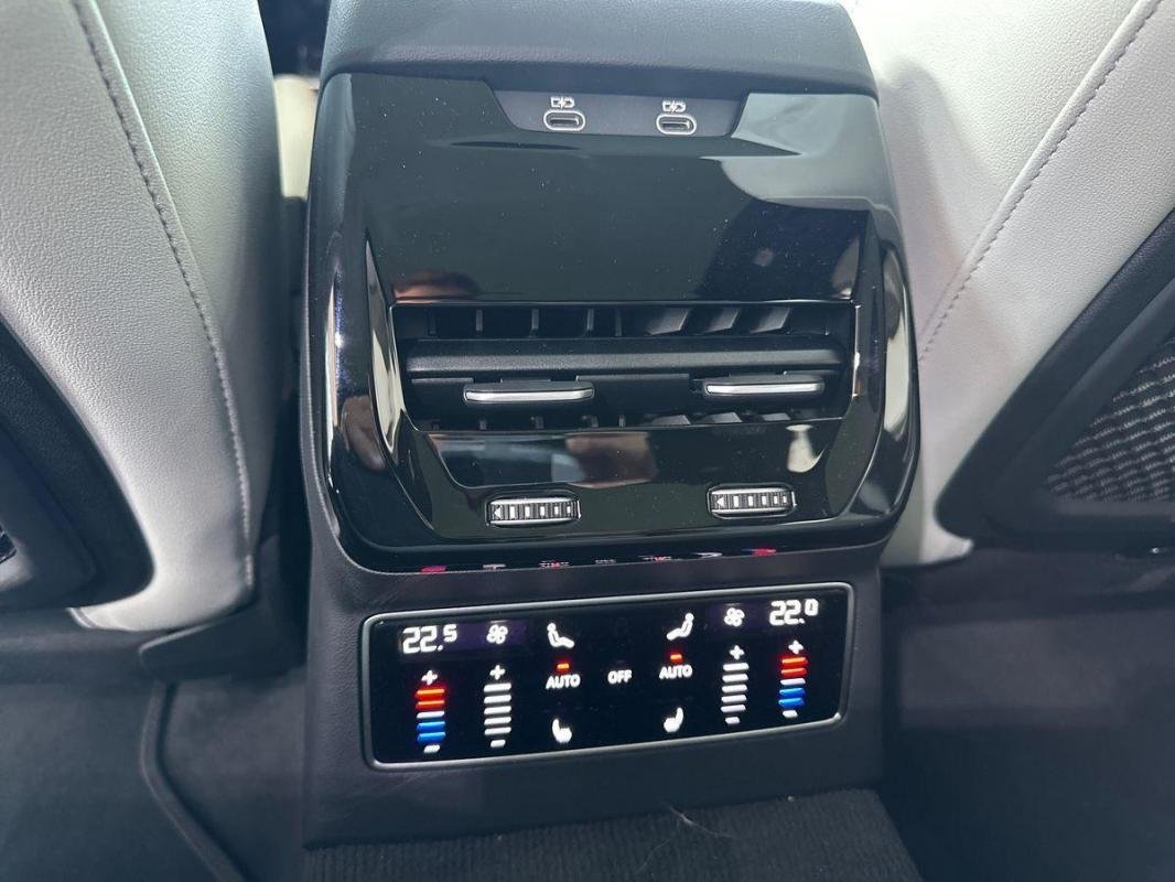 Audi A6 Avant - Photo 14