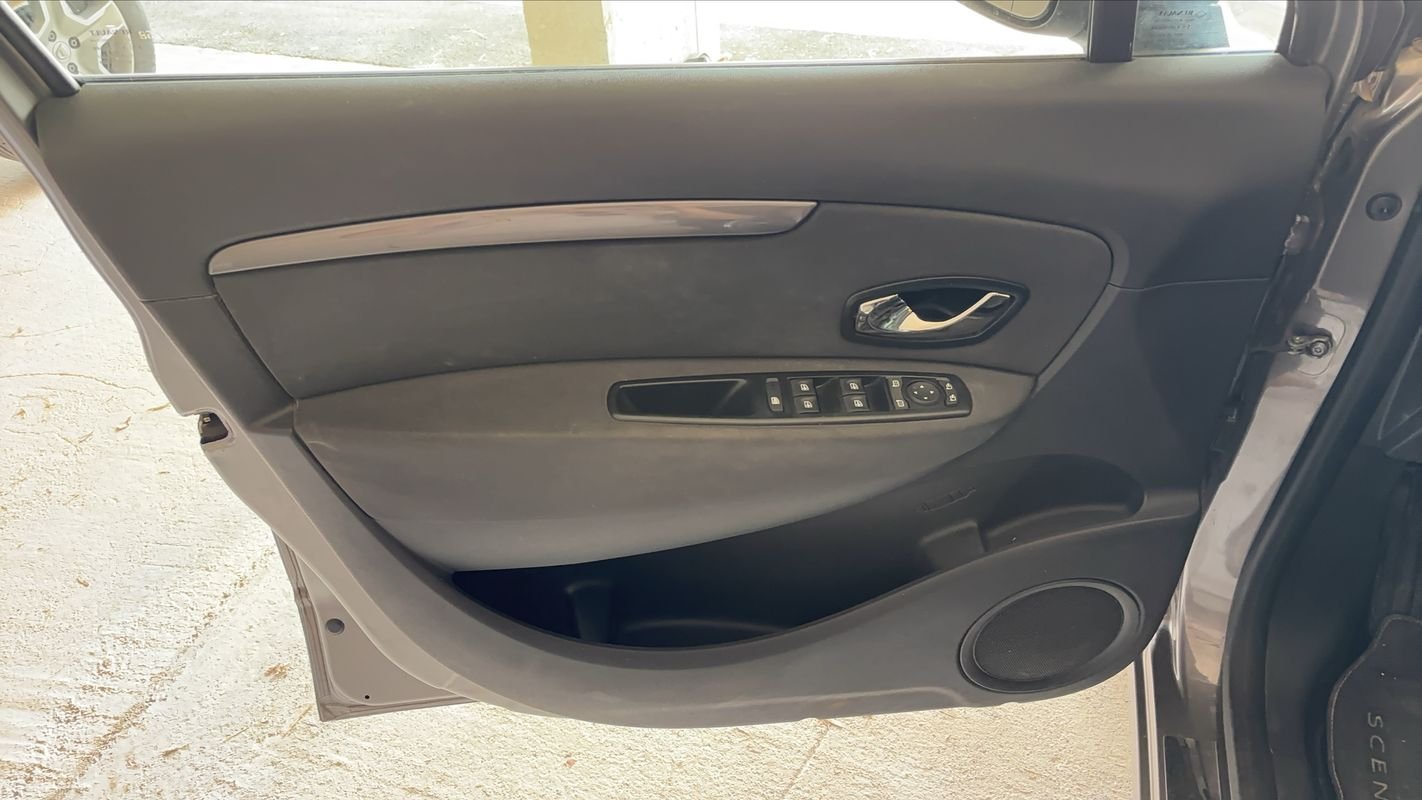 Renault Scénic - Photo 7