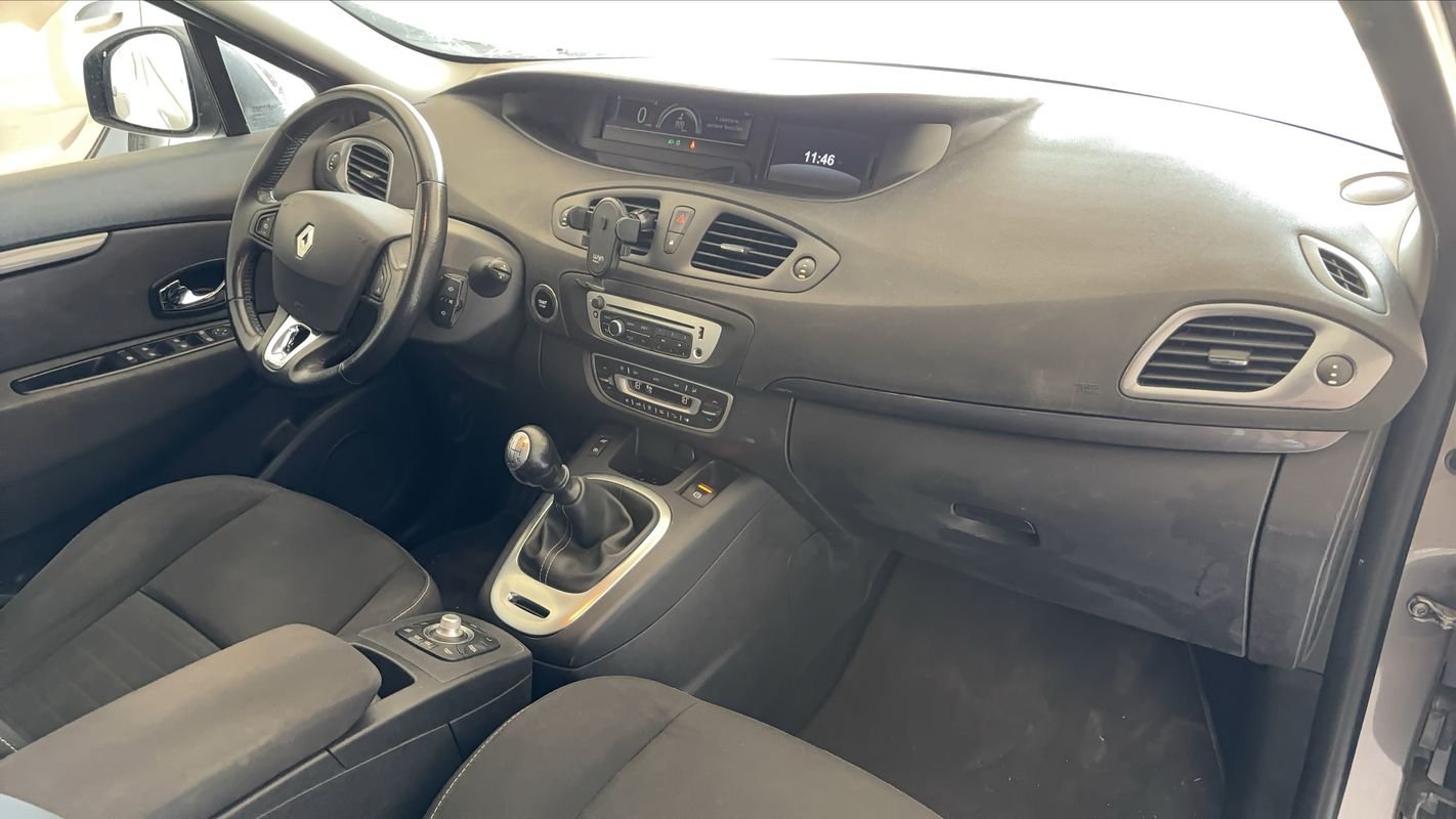 Renault Scénic - Photo 10