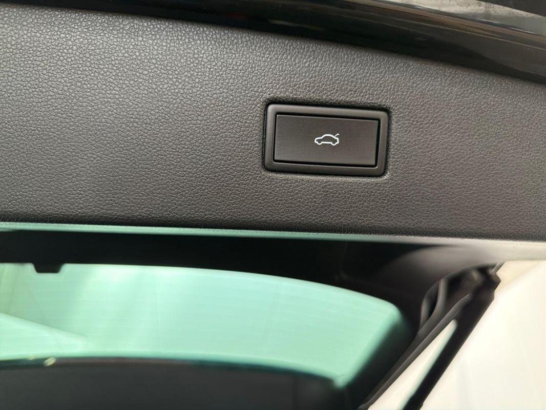 Volkswagen Tiguan - Photo 33