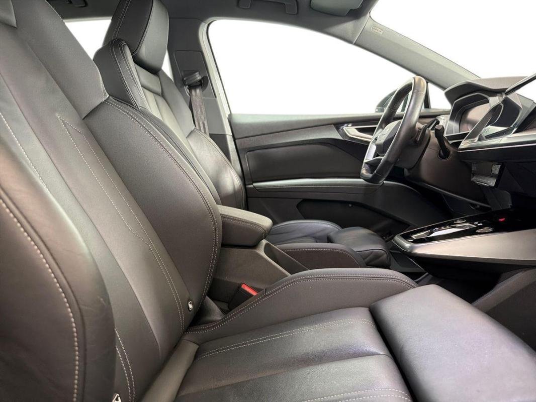 Audi Q4 e-tron - Photo 13