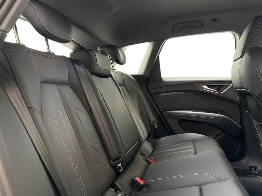 Audi Q4 e-tron - Photo 23