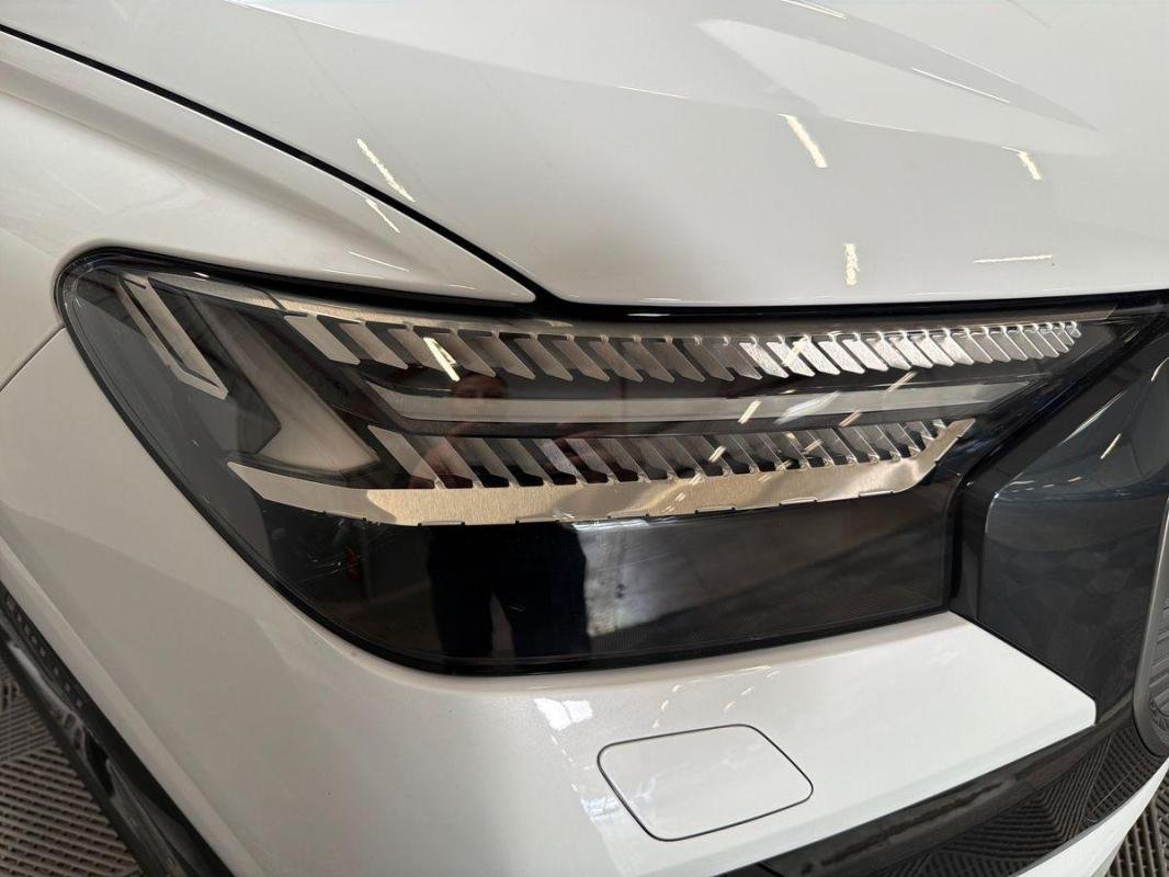 Audi Q4 e-tron - Photo 25