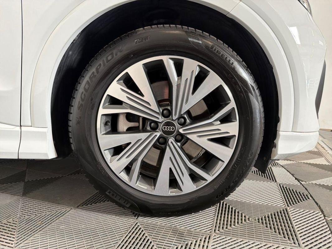 Audi Q4 e-tron - Photo 29