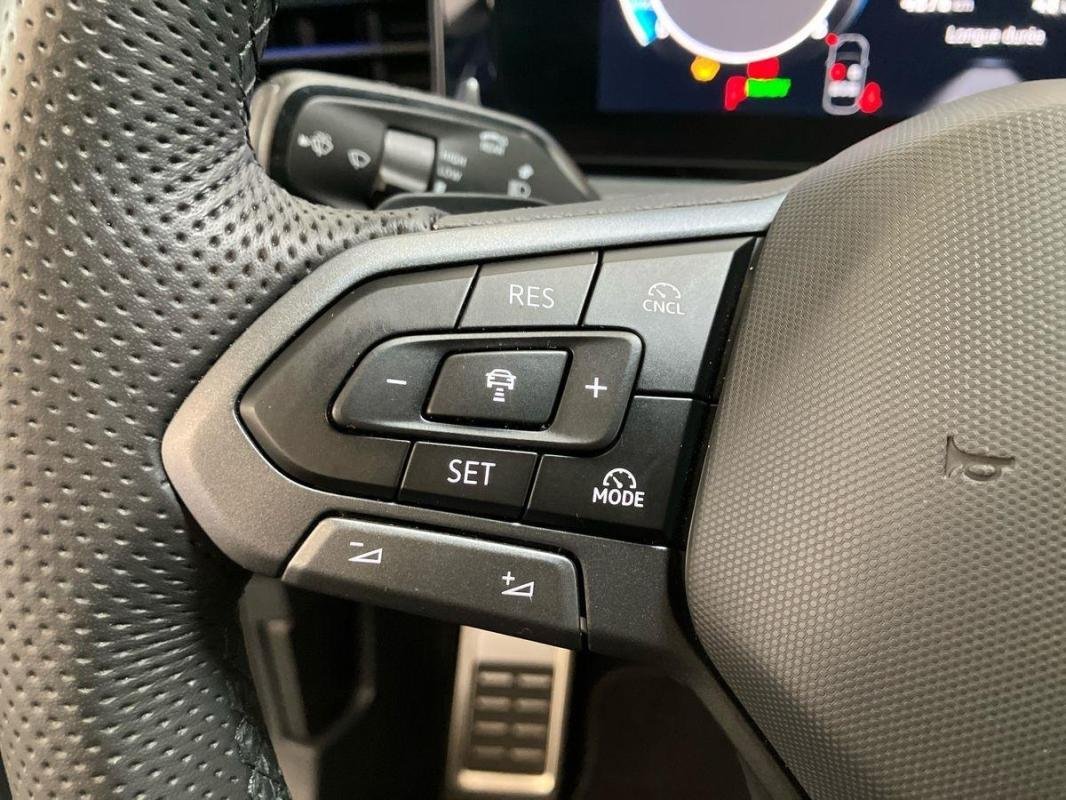Volkswagen T-Roc - Photo 21