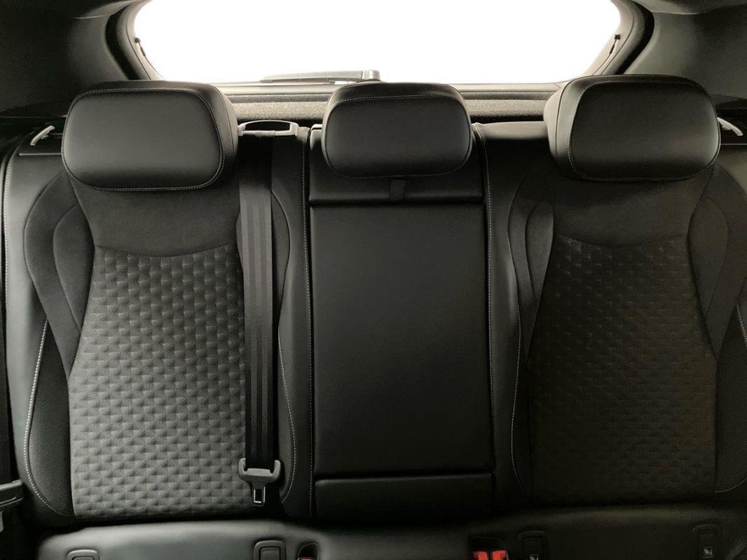 Volkswagen T-Roc - Photo 22