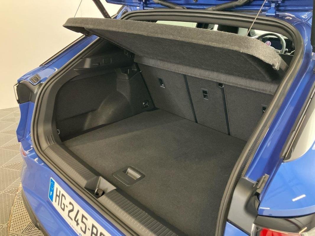 Volkswagen T-Roc - Photo 32