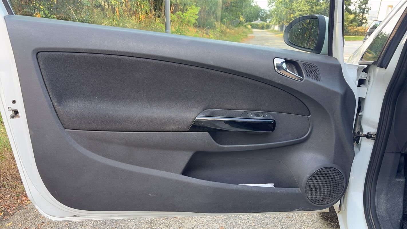Opel Corsa - Photo 7
