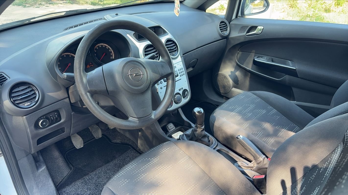 Opel Corsa - Photo 8