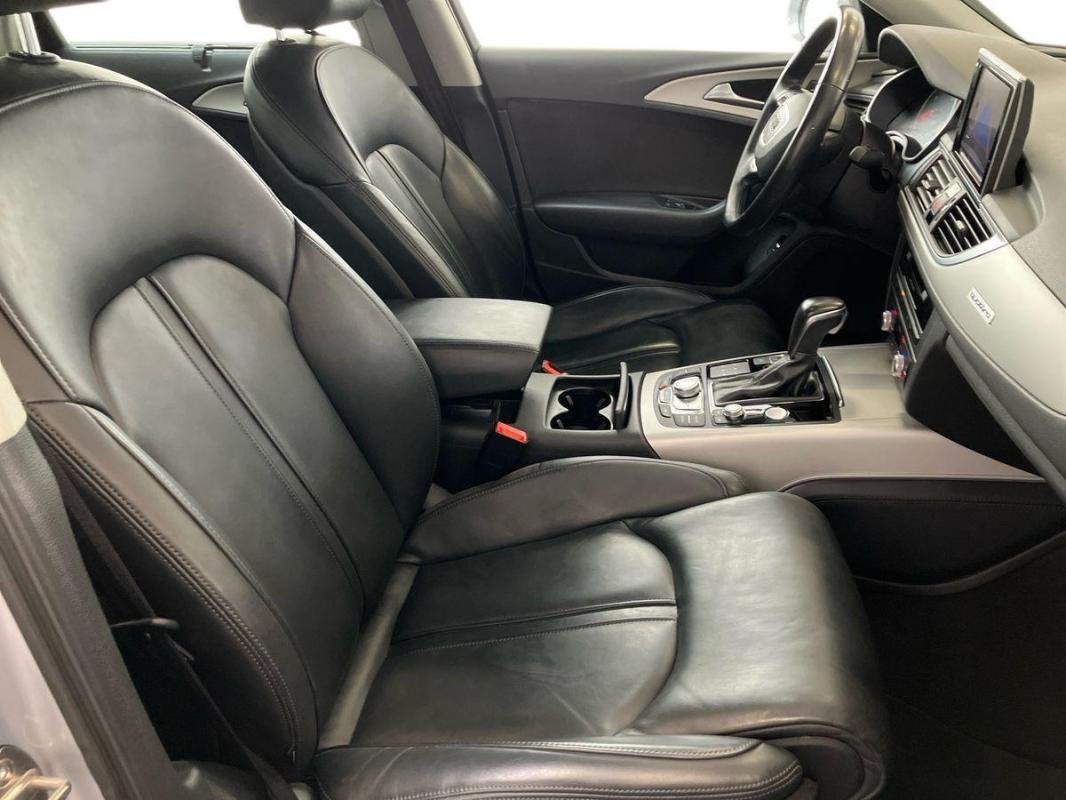 Audi A6 - Photo 13