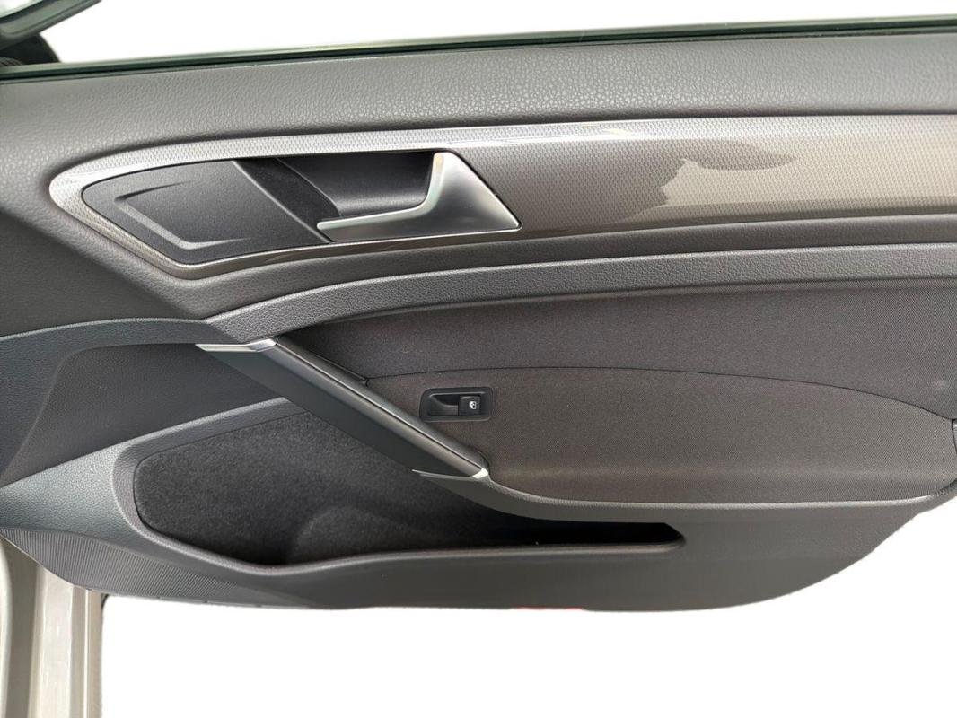 Volkswagen Golf - Photo 15