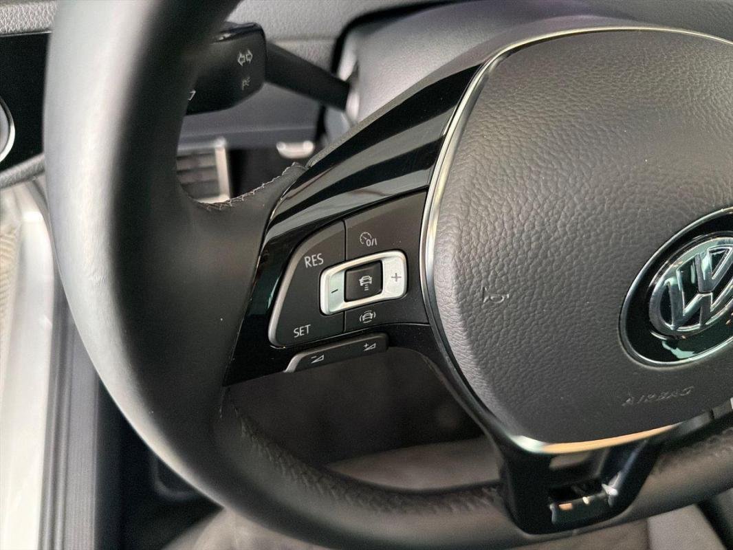 Volkswagen Golf - Photo 21