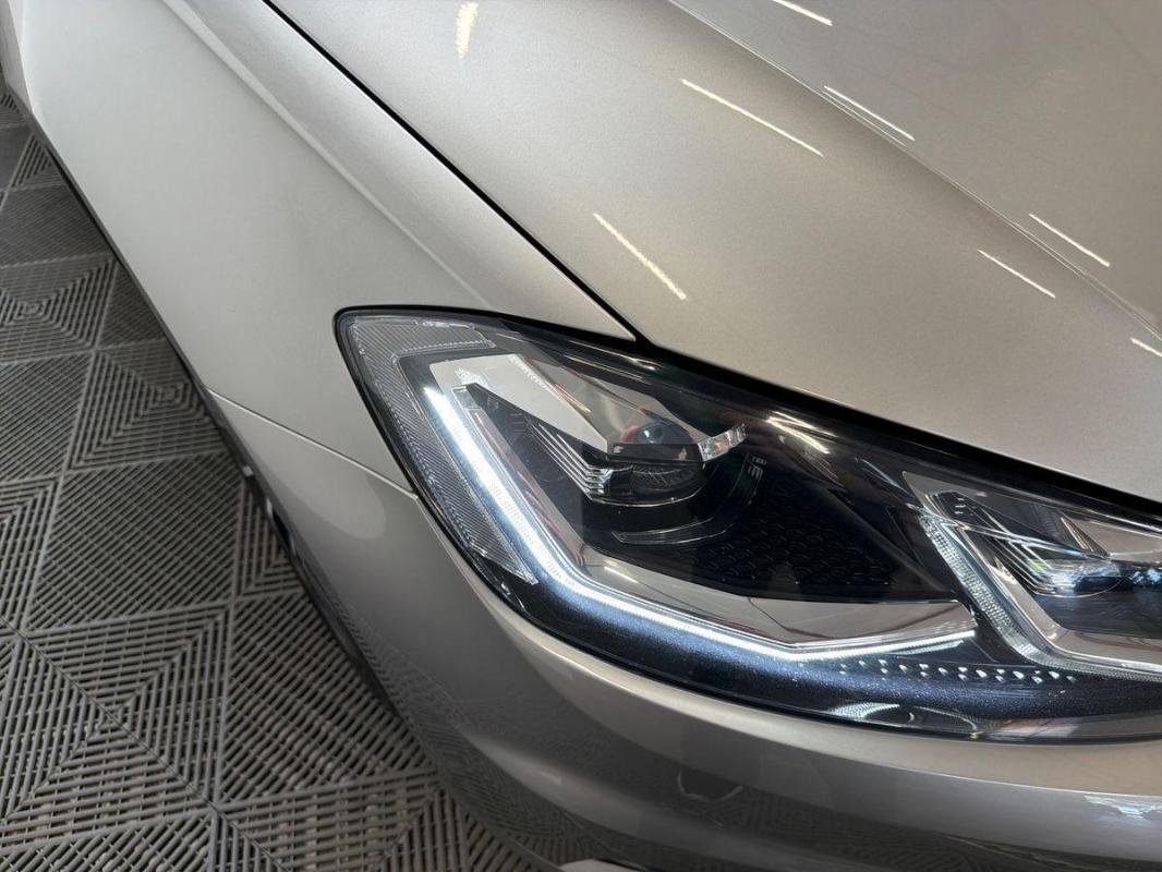 Volkswagen Golf - Photo 26