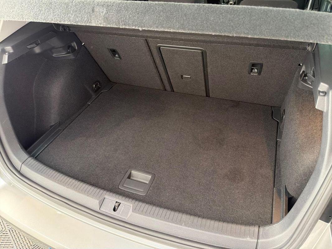 Volkswagen Golf - Photo 32
