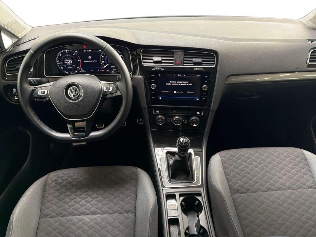 Volkswagen Golf - Photo 8