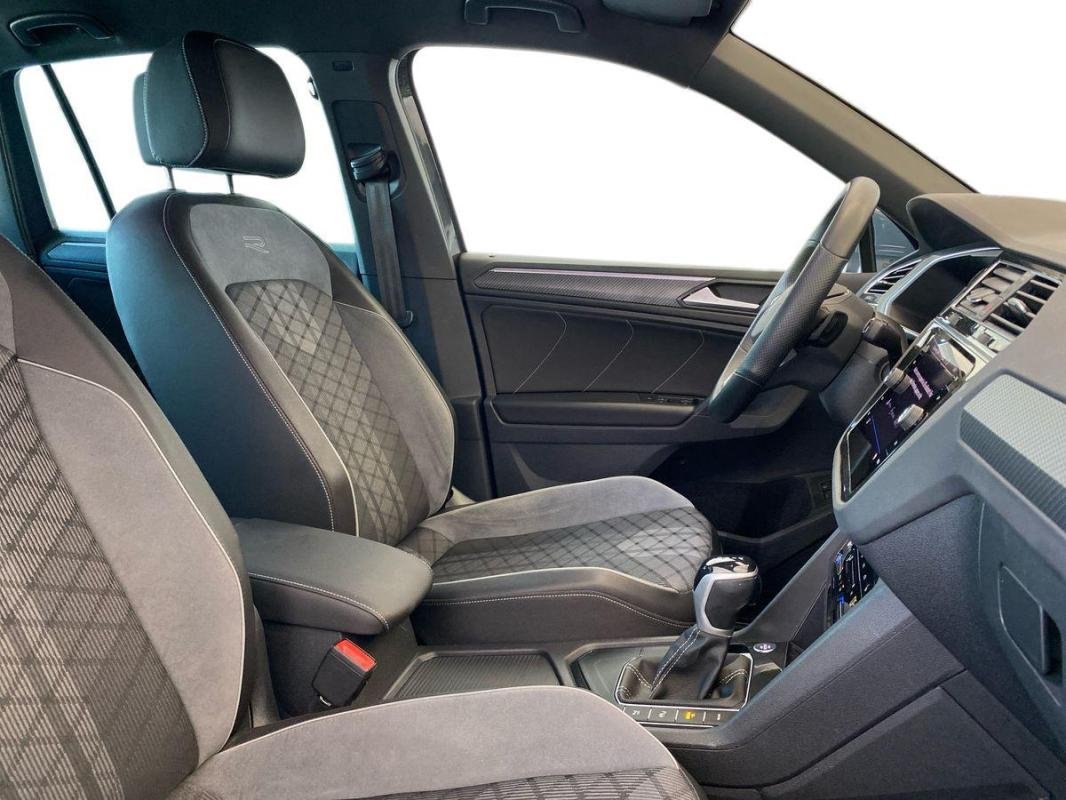 Volkswagen Tiguan - Photo 13