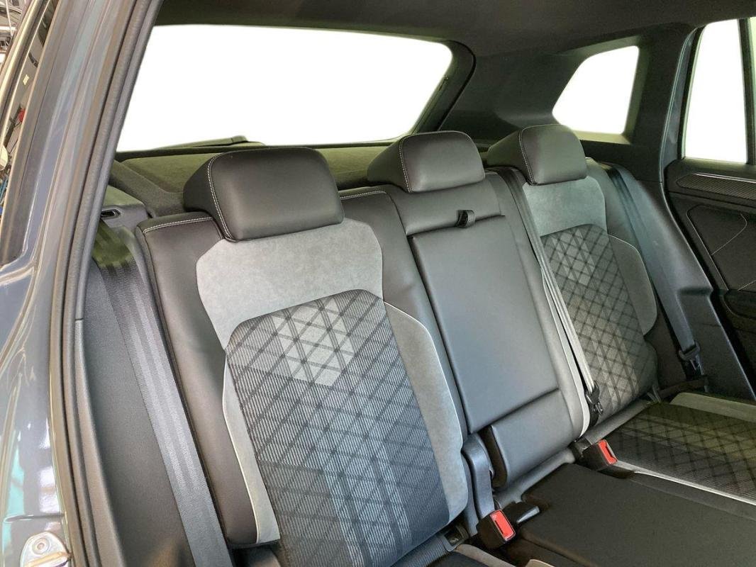 Volkswagen Tiguan - Photo 23