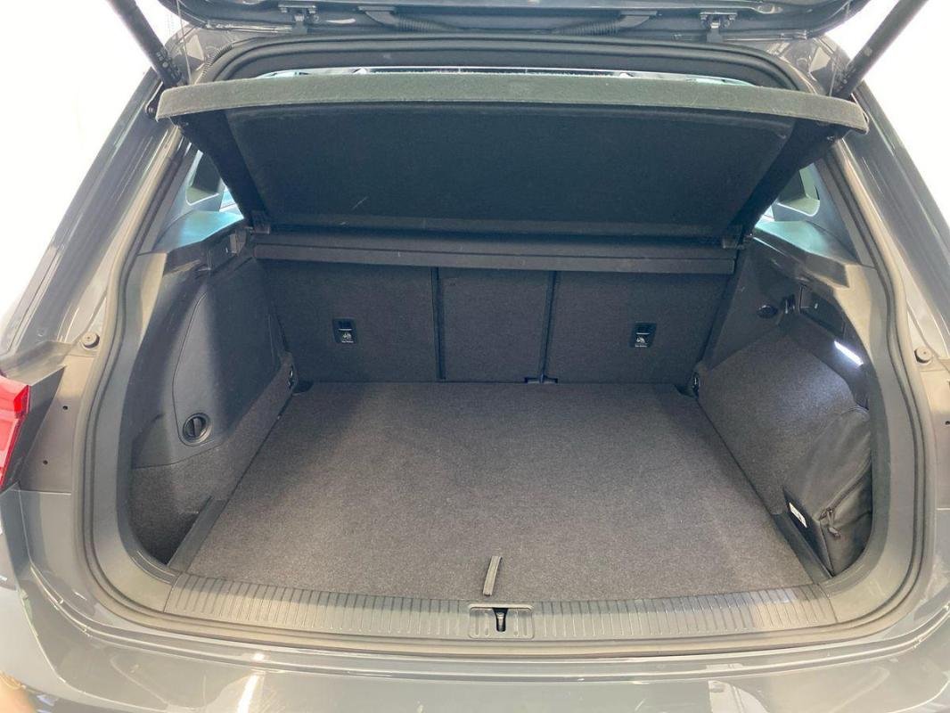 Volkswagen Tiguan - Photo 31