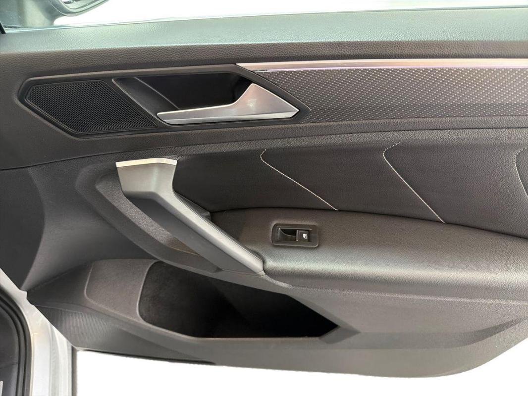 Volkswagen Tiguan - Photo 15