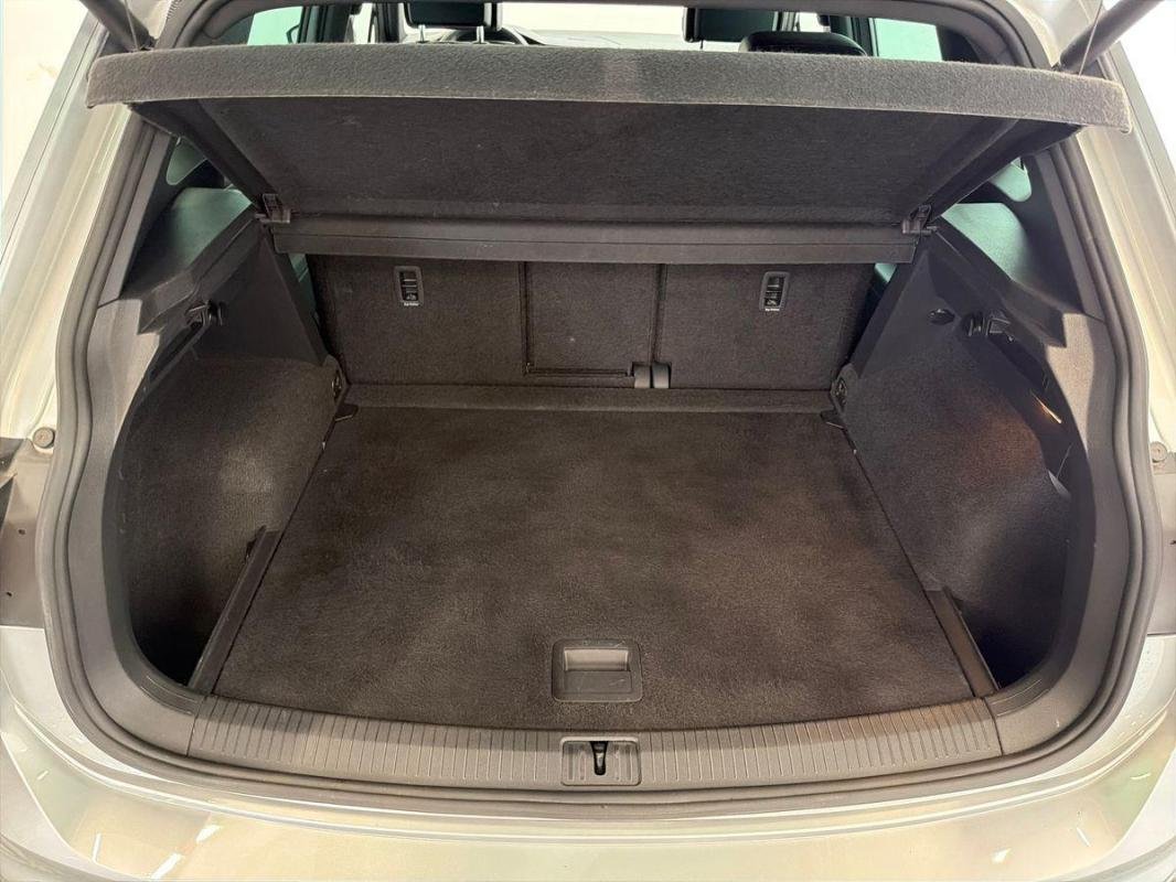 Volkswagen Tiguan - Photo 31