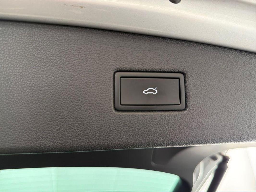 Volkswagen Tiguan - Photo 34