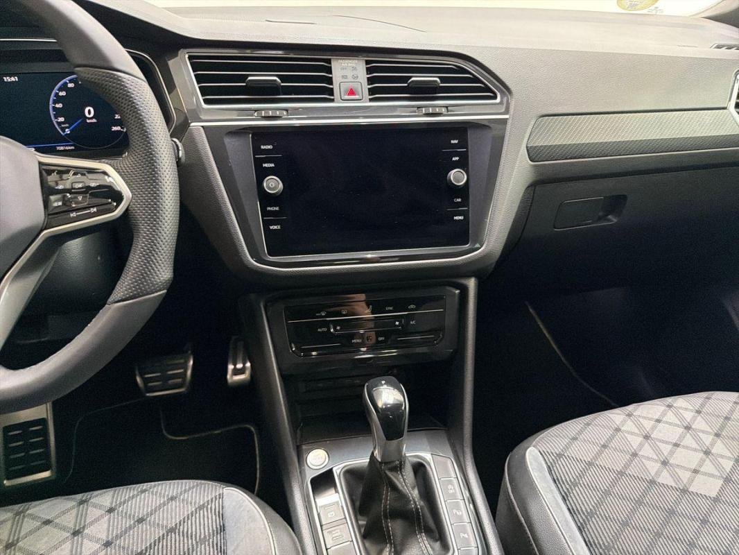 Volkswagen Tiguan - Photo 10
