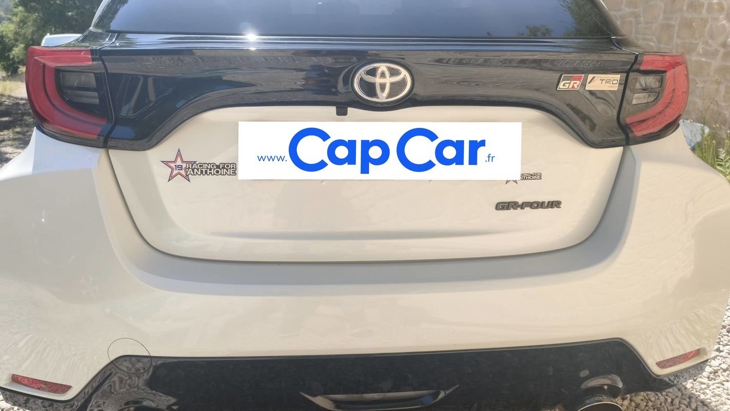 Toyota Yaris - Photo 21