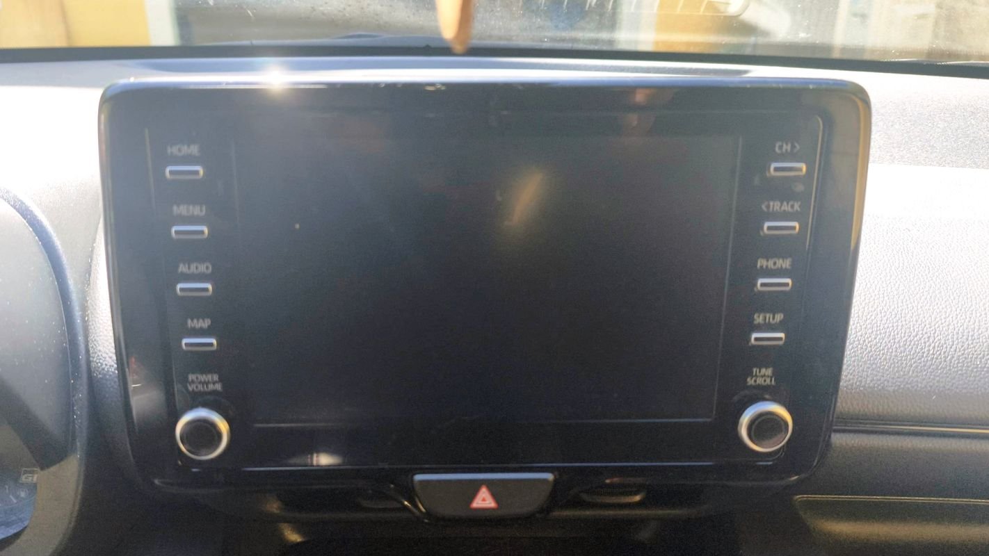 Toyota Yaris - Photo 22
