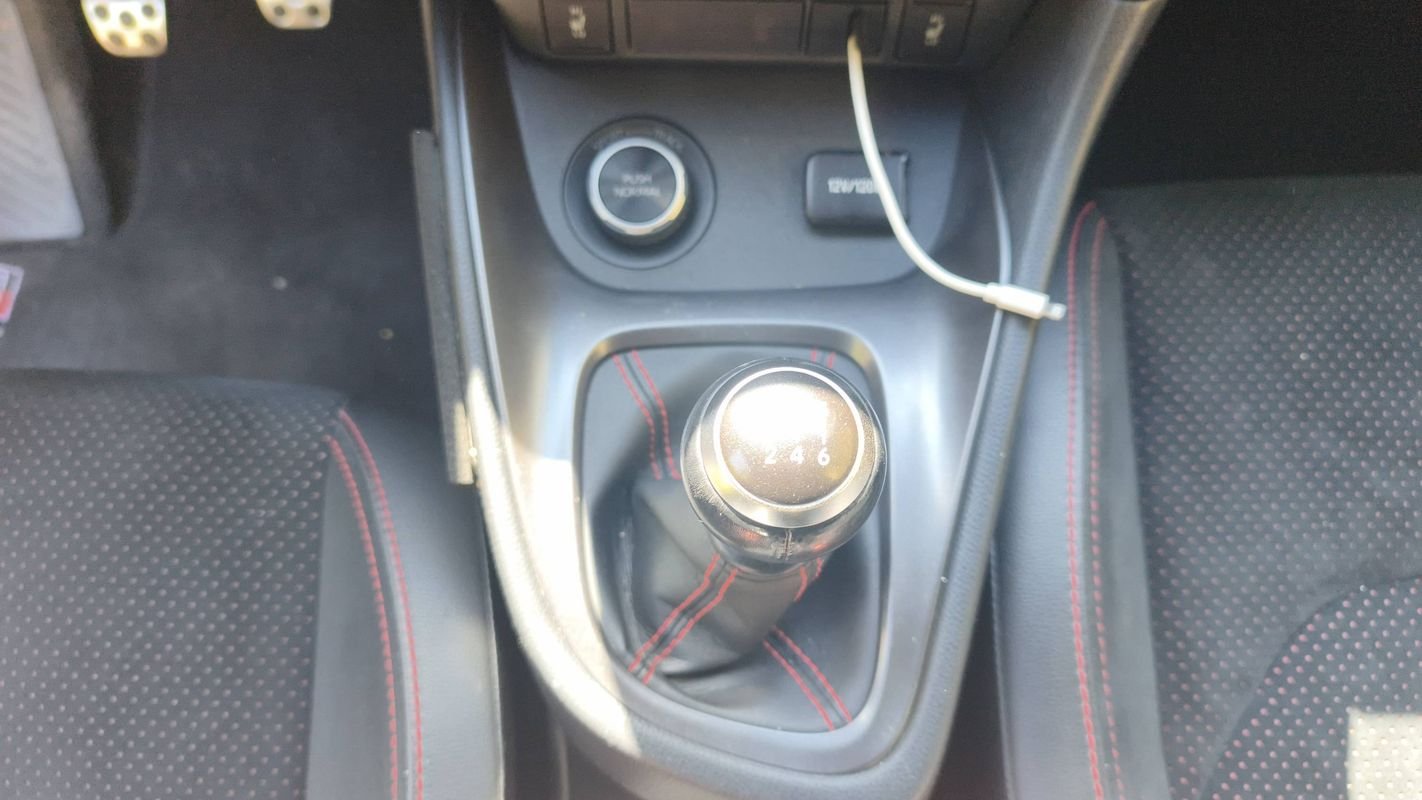 Toyota Yaris - Photo 25