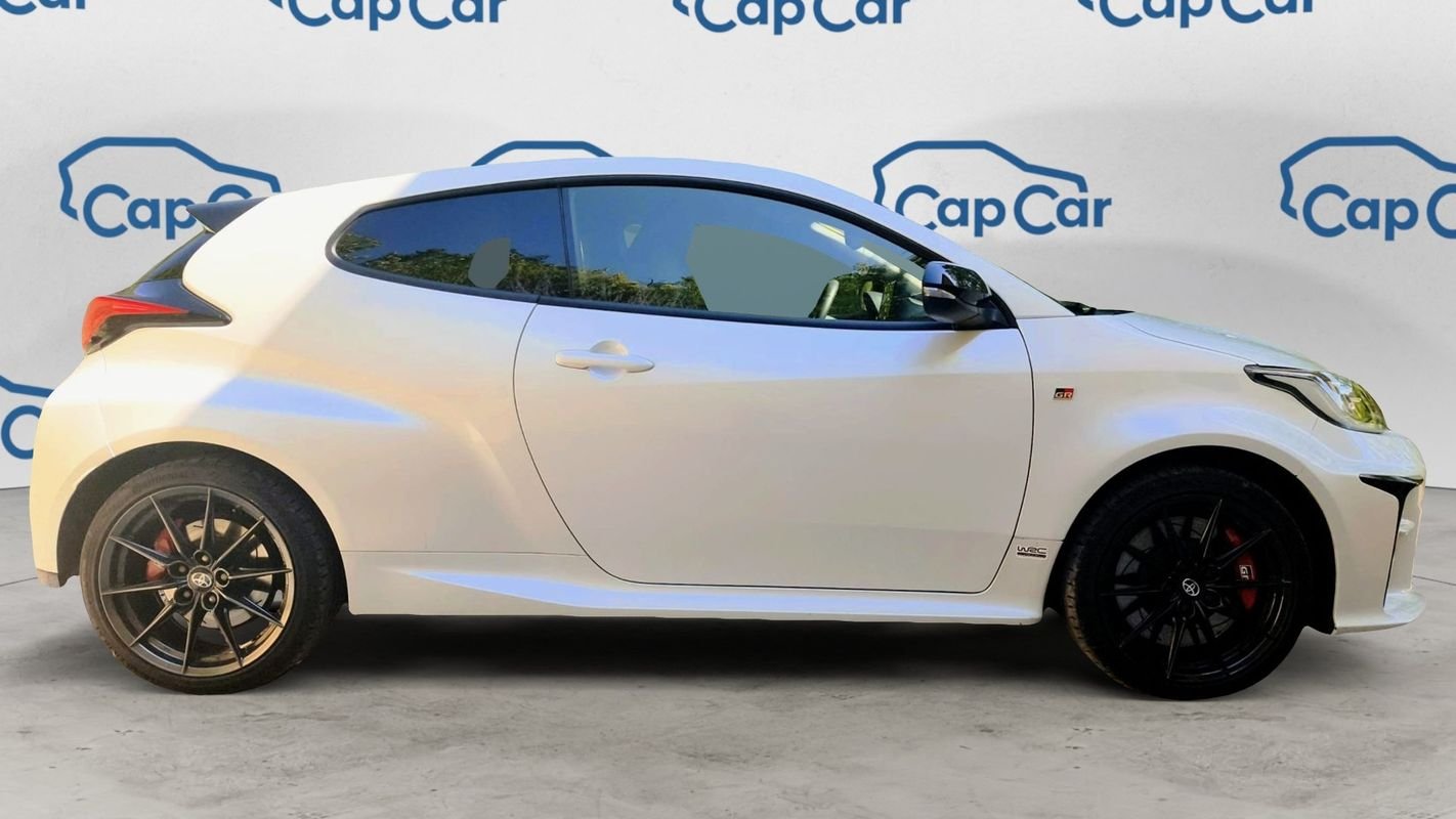 Toyota Yaris - Photo 4