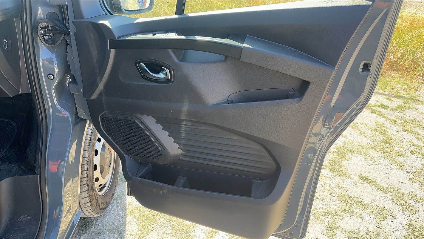 Renault Trafic - Photo 23