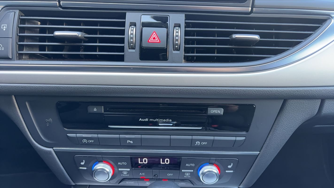 Audi A6 Avant - Photo 13