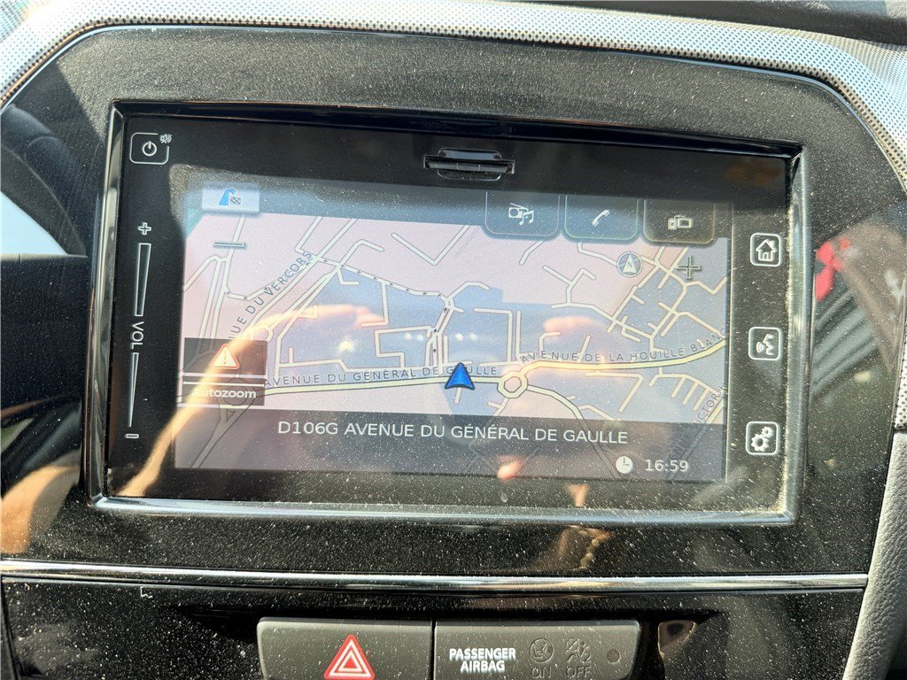 Suzuki Vitara - Photo 15