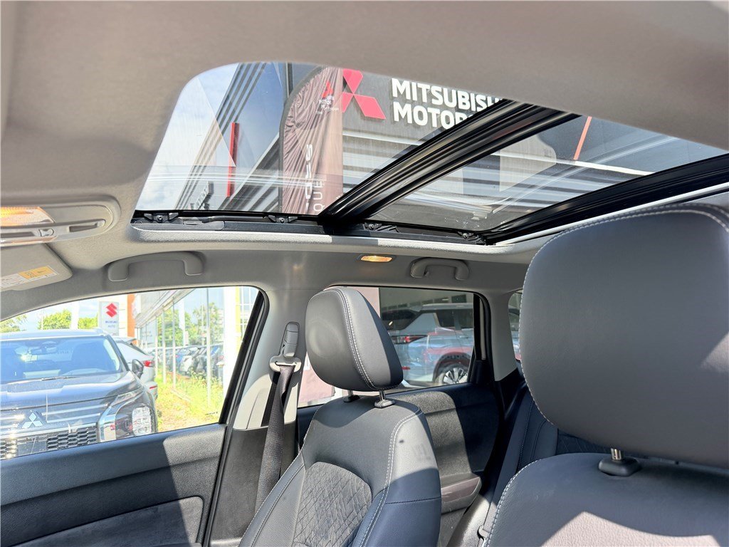 Suzuki Vitara - Photo 17