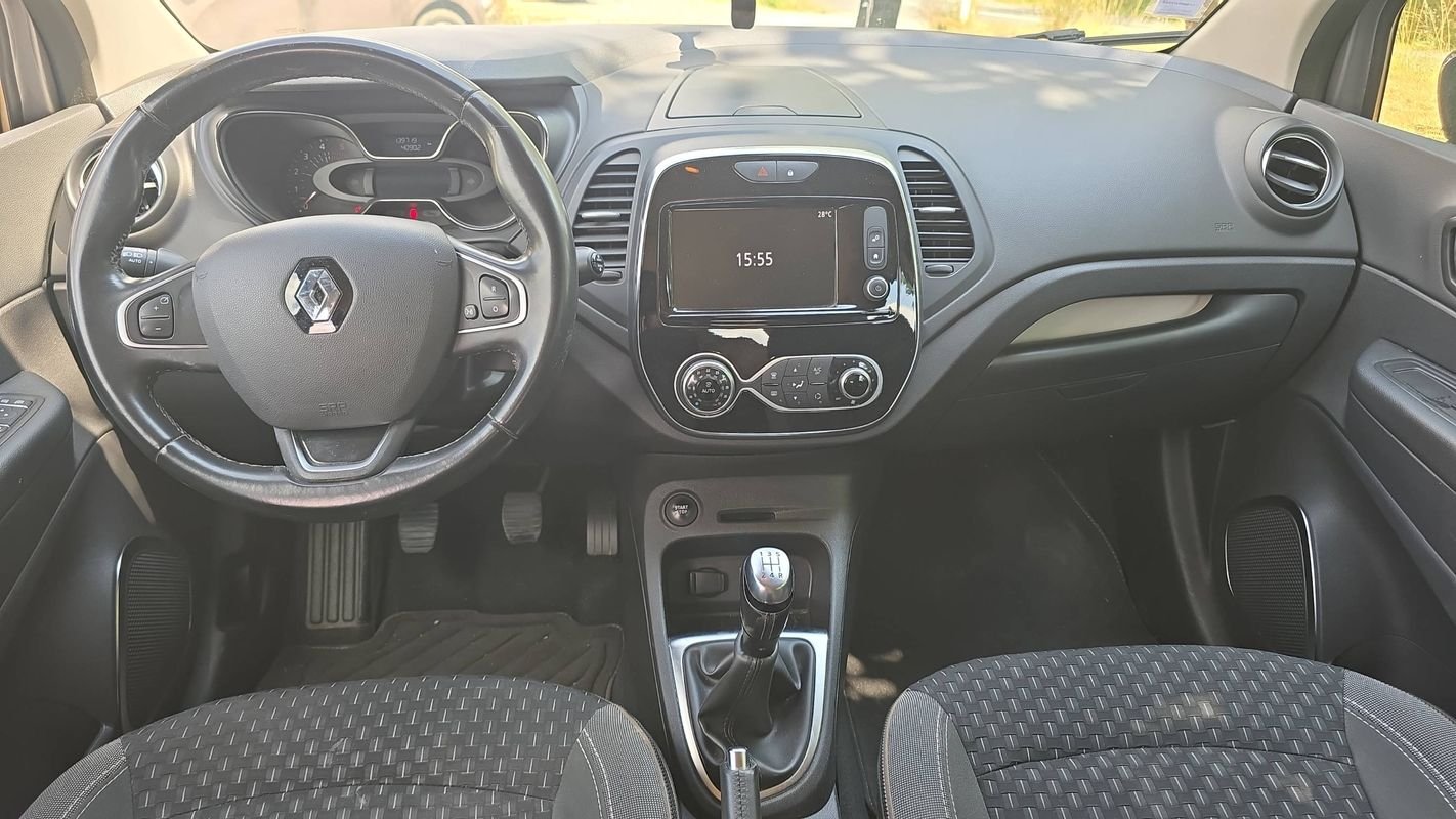 Renault Captur - Photo 11