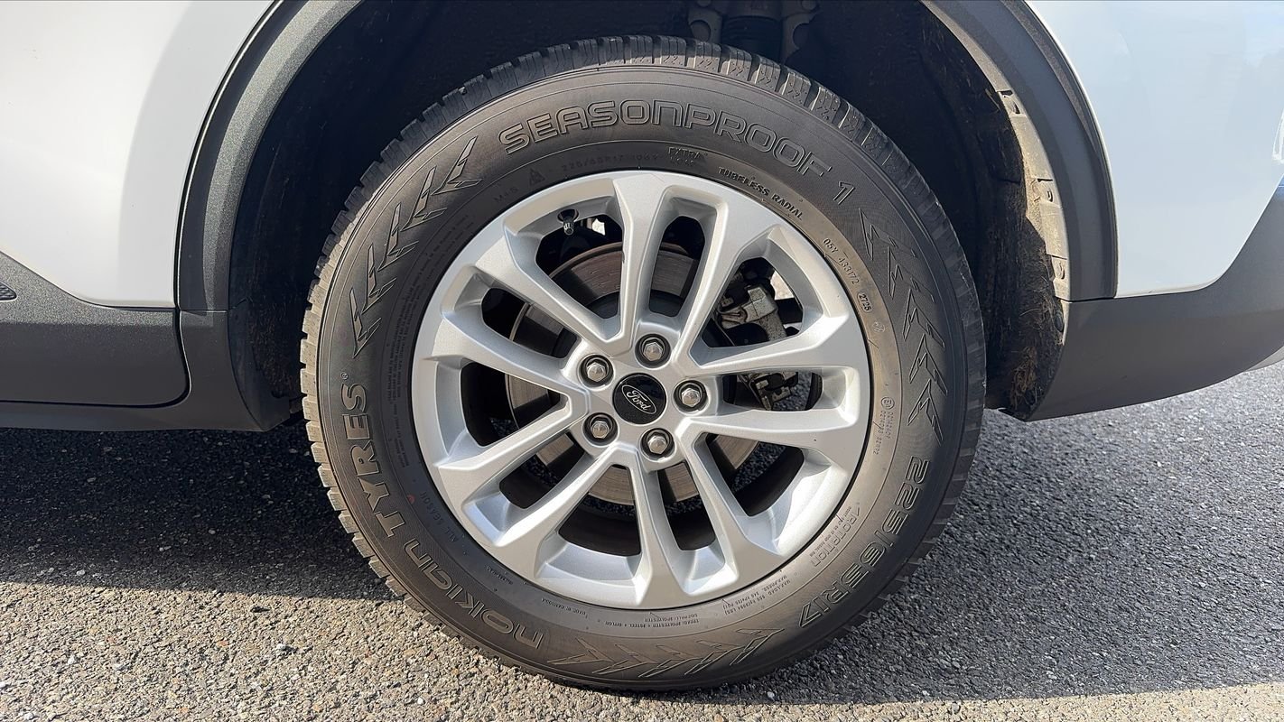 Ford Kuga - Photo 19
