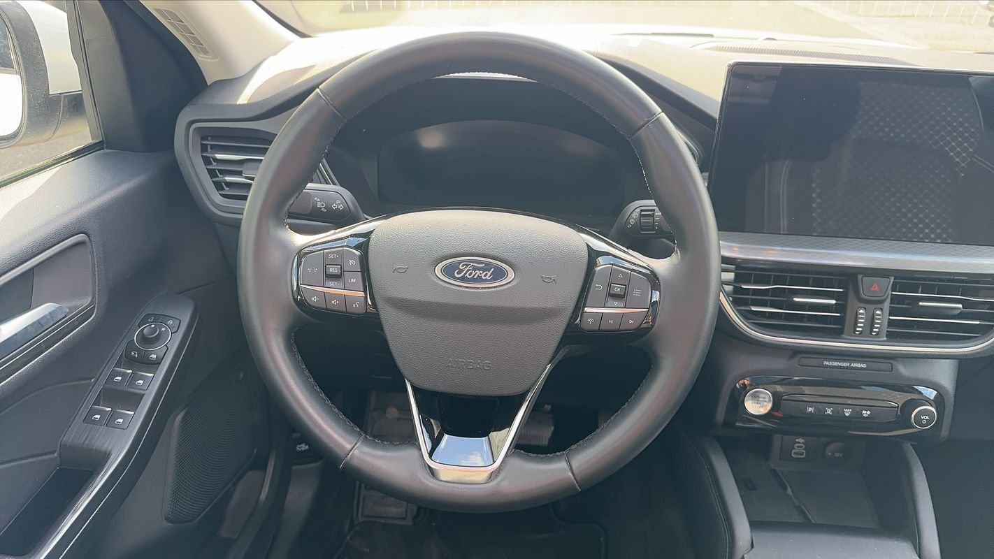 Ford Kuga - Photo 22