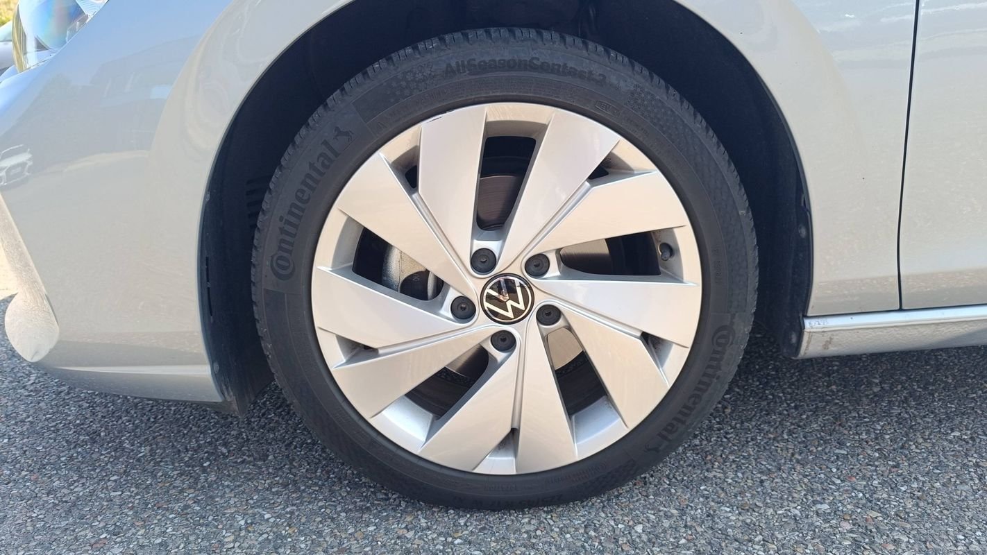 Volkswagen Golf - Photo 18