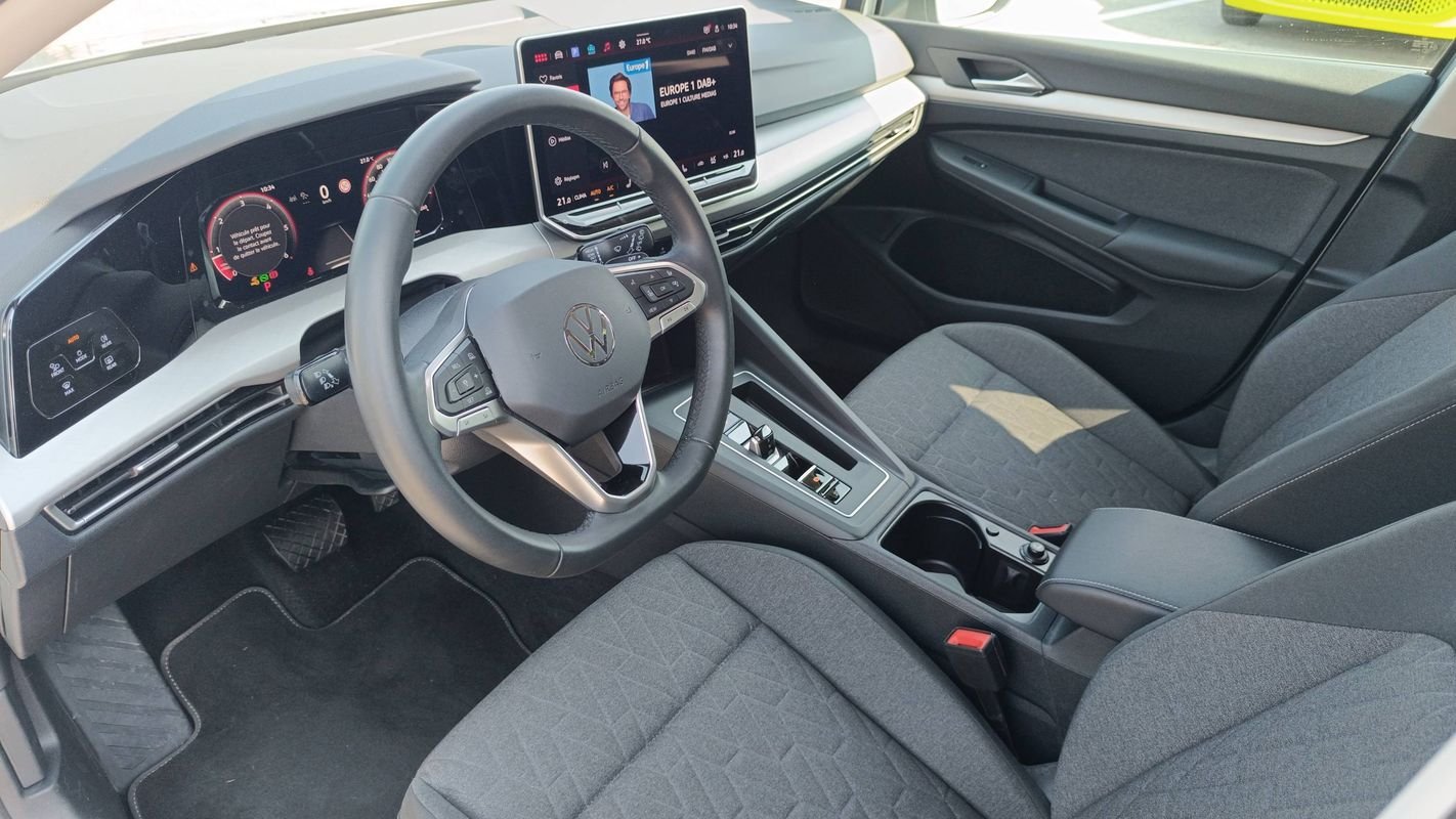 Volkswagen Golf - Photo 8