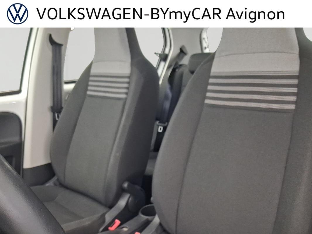 Volkswagen E-Up! - Photo 21