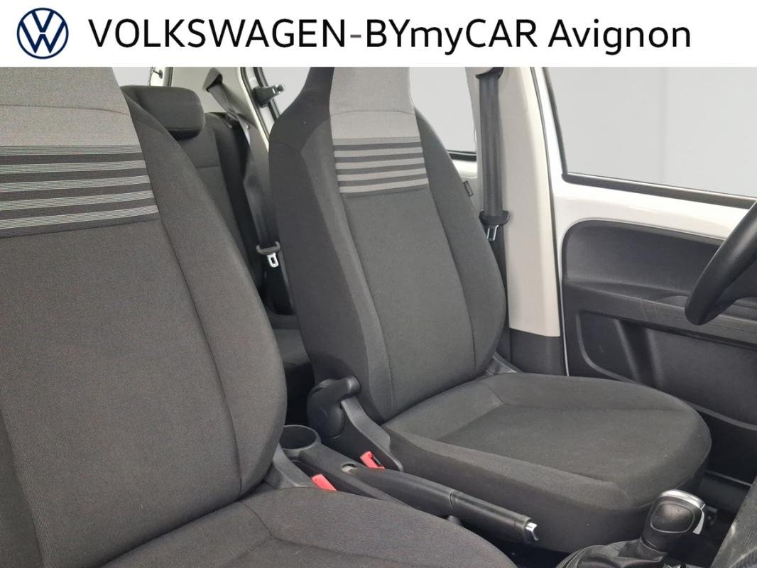Volkswagen E-Up! - Photo 25